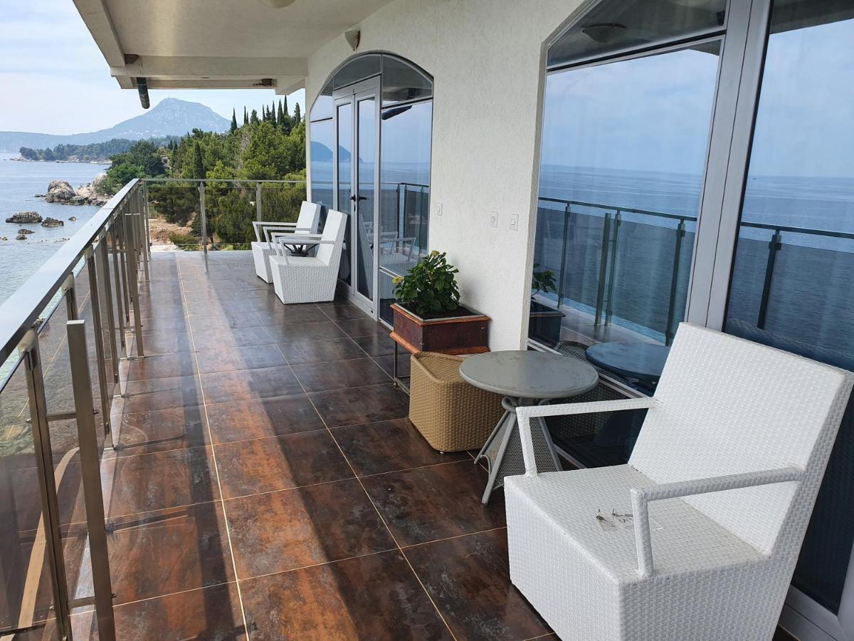Sunset View Apartments Bar Extérieur photo