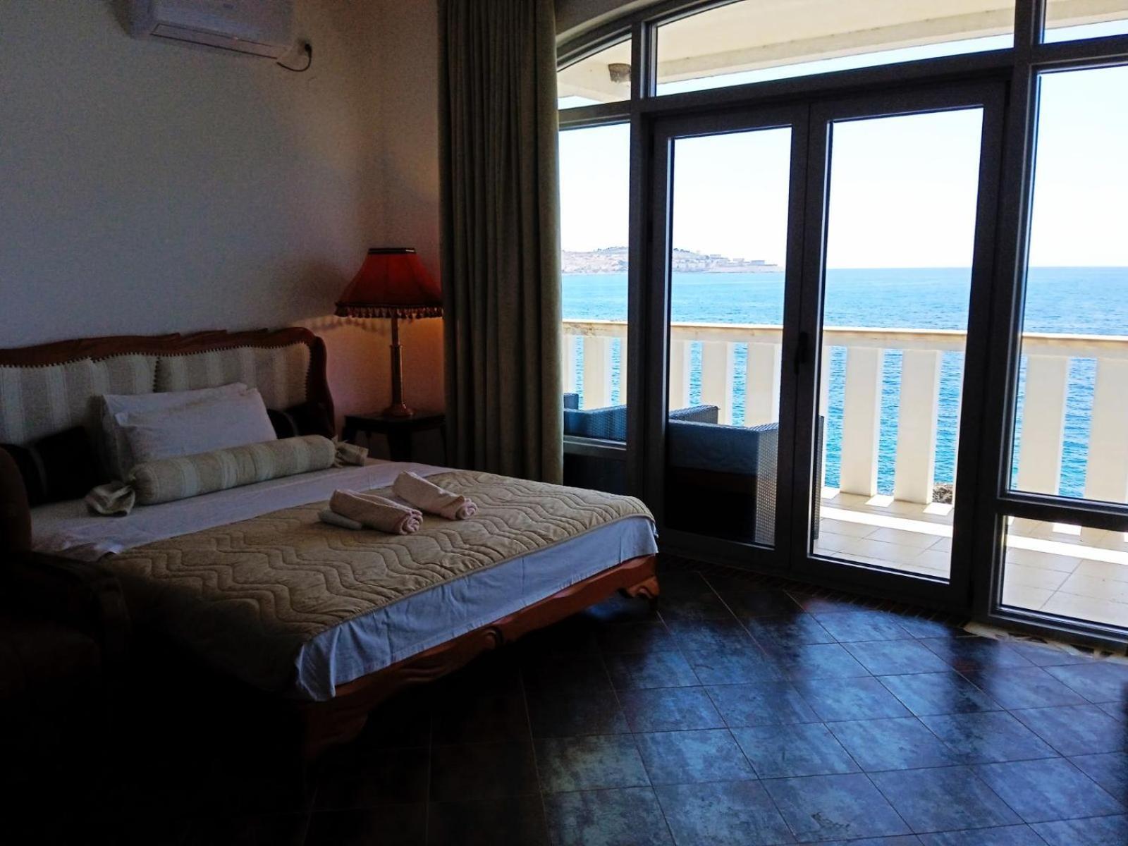 Sunset View Apartments Bar Chambre photo