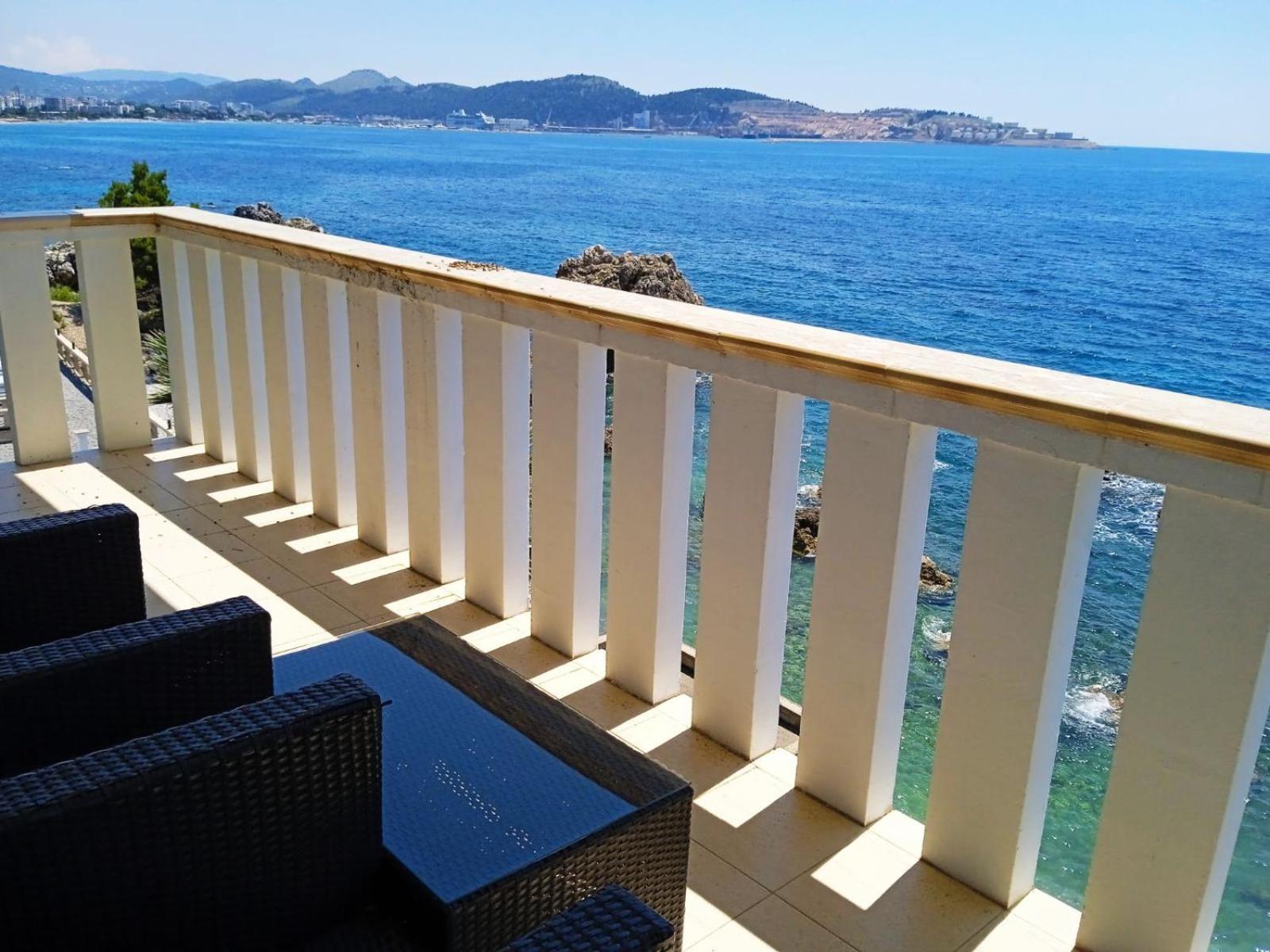 Sunset View Apartments Bar Chambre photo